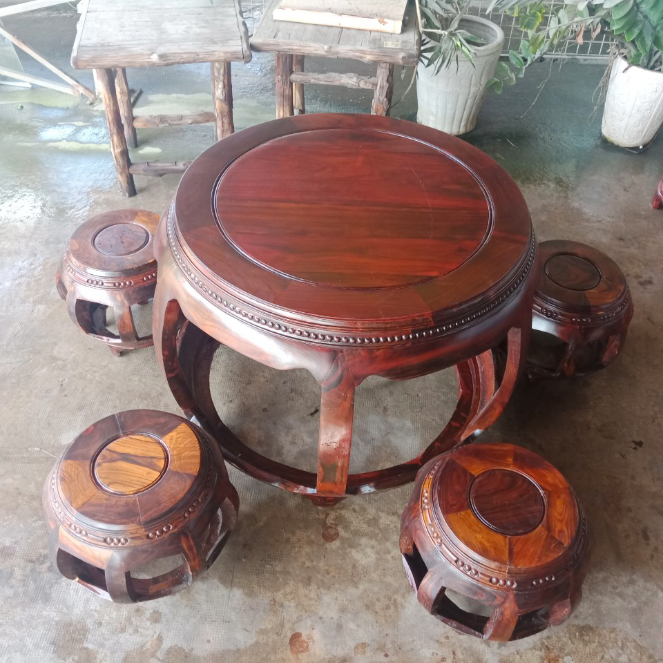 Bộ bàn ghế tròn gỗ cẩm lai giá rẻ tại hcm 