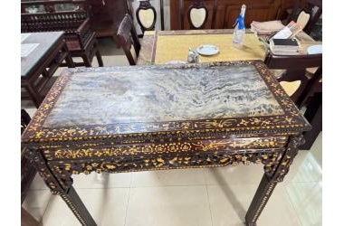 Giá Trị Của Sập Gụ, Tủ Chè Gỗ Cổ Và Cách Bán Được Giá Cao